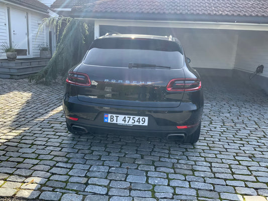 Porsche Macan 2017 SUV Noir Intense Jantes Turbo 21 Pouces