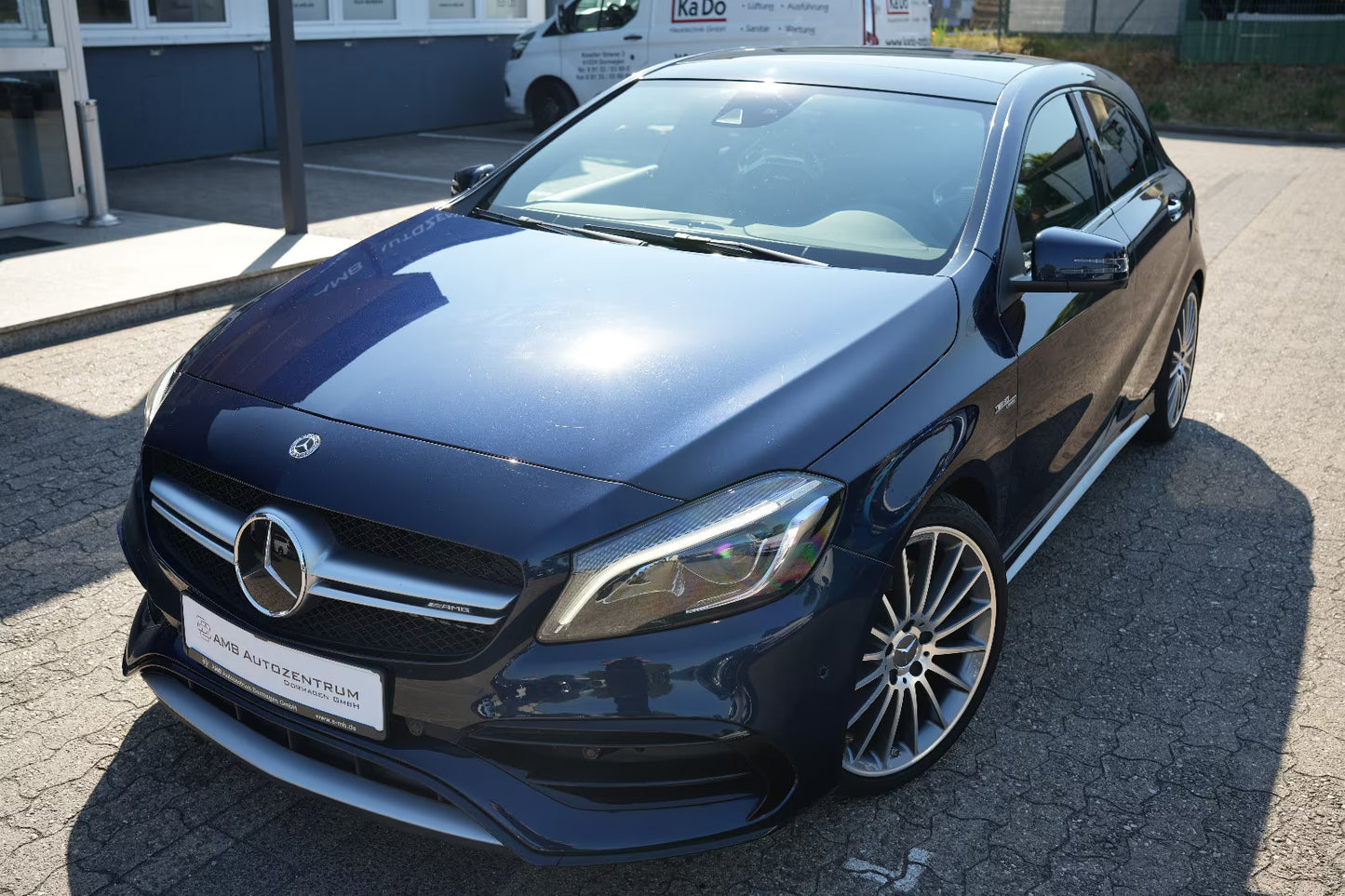 Mercedes-Benz A 45 AMG 4Matic Berline Sportive Bleu Métallisé