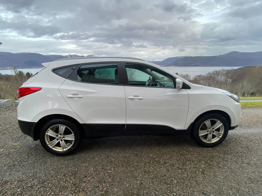 SUV Compact Hyundai ix35 Polyvalent avec Moteur Dynamique et Confortable