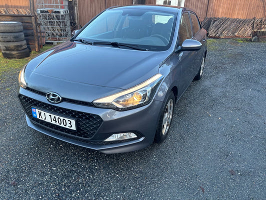 Hyundai i20 Compacte Essence 83ch Grise Occasion 2015