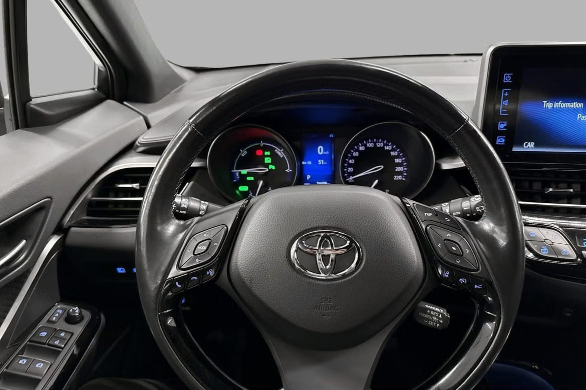 SUV Toyota C-HR Hybride 2018 Rouge Automatique Occasion Certifiée