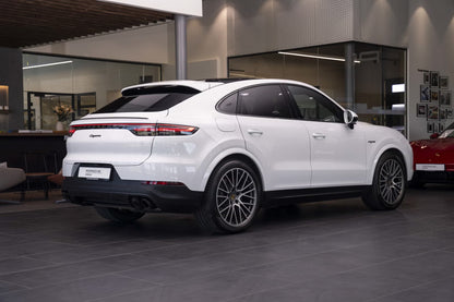Porsche Cayenne Coupé Hybride Rechargeable 462 ch Blanc 2023