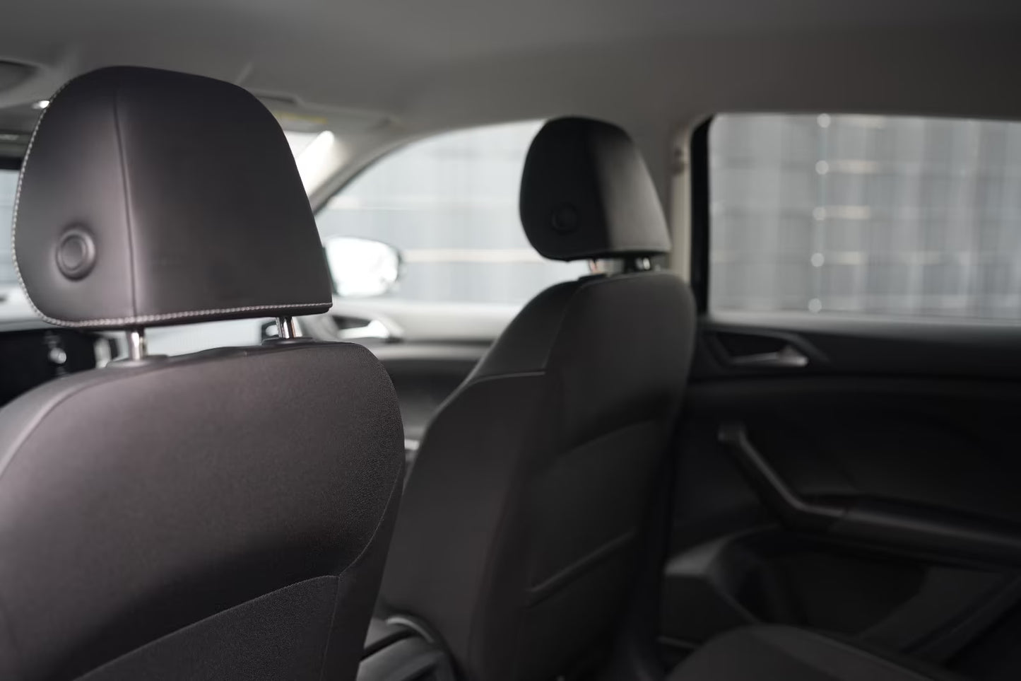 SUV Compact Volkswagen T-Cross Style Automatique en Noir Métallisé