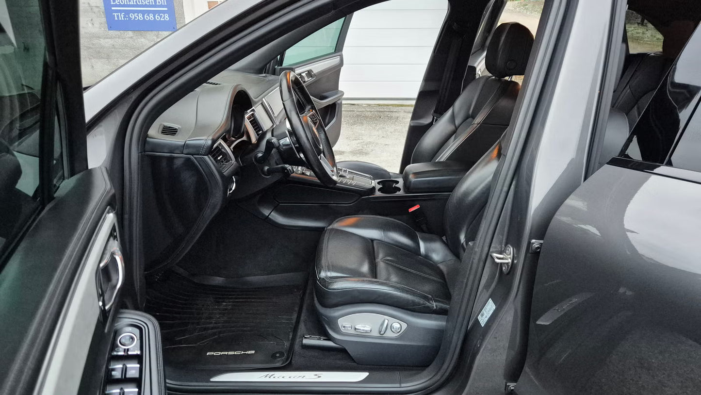 Porsche Macan 2015 SUV Compact Diesel Gris Performance Sportive Automatique