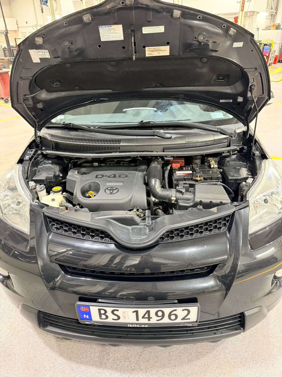 SUV Toyota Urban Cruiser 1.4 D-4D AWD Noir 2010