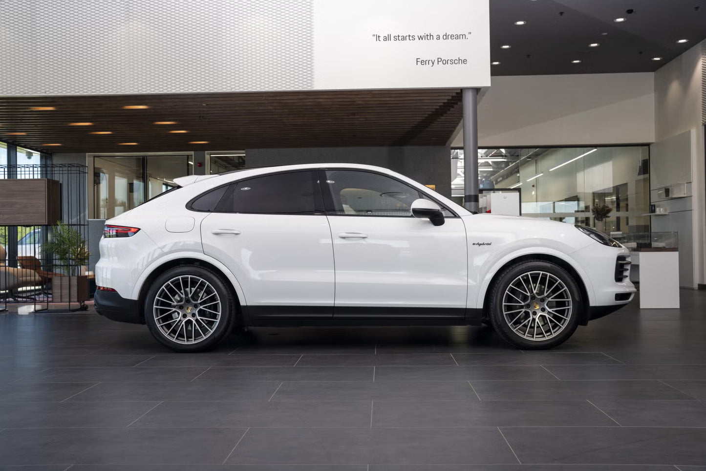 Porsche Cayenne Coupé Hybride Rechargeable 462 ch Blanc 2023
