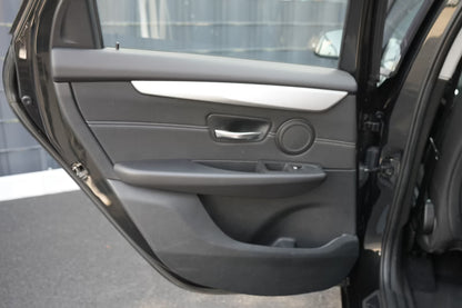 BMW 220d xDrive Active Tourer Advantage Noir Saphir Métallisé