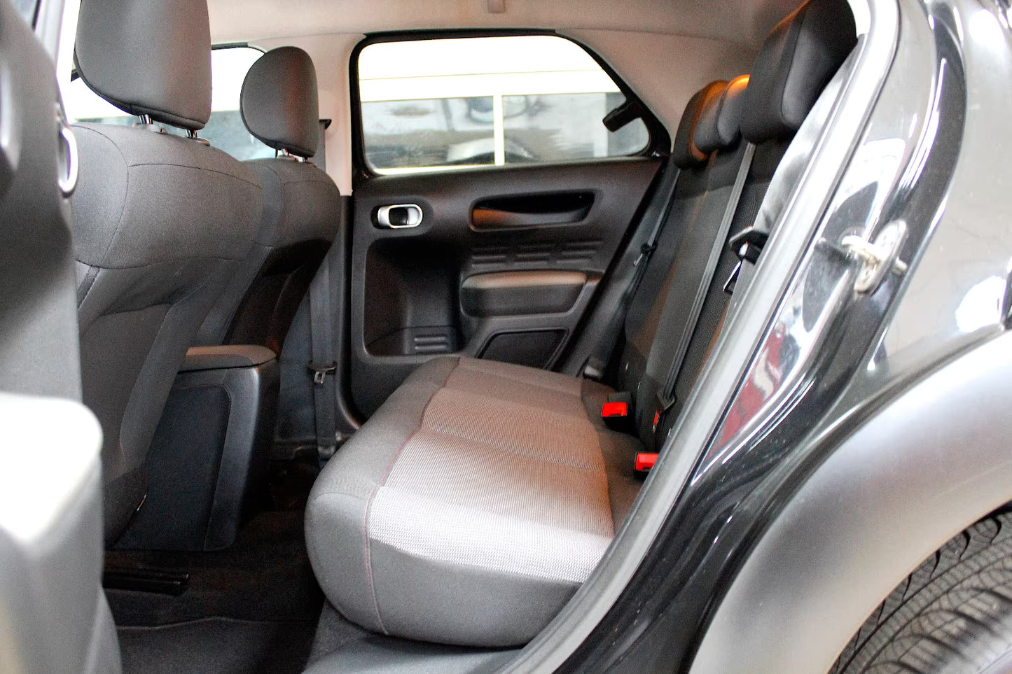 Citroën C4 Cactus Feel 2015 Berline Grise 82ch Occasion