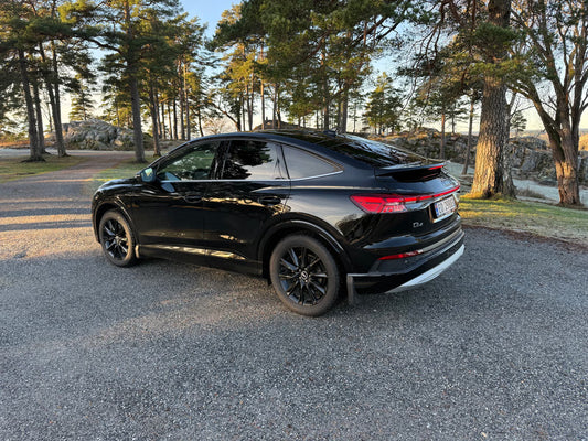 Audi Q4 e-tron Quattro 2022 SUV Électrique Noir Métallisé