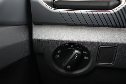 SUV Compact Volkswagen T-Cross Style Automatique en Noir Métallisé