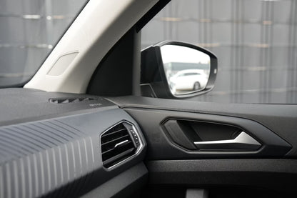 SUV Compact Volkswagen T-Cross Style Automatique en Noir Métallisé