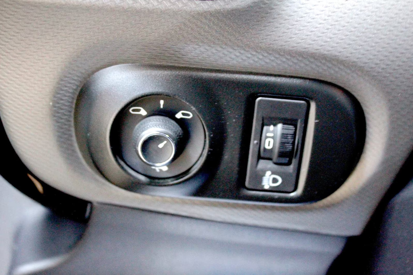 Citroën C4 Cactus Feel 2015 Berline Grise 82ch Occasion