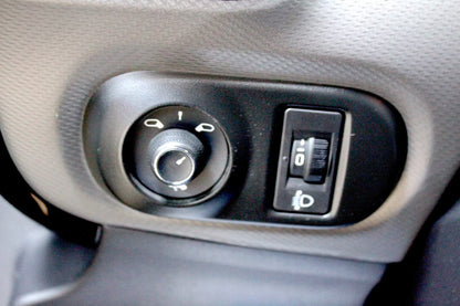 Citroën C4 Cactus Feel 2015 Berline Grise 82ch Occasion