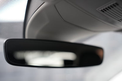 SUV Compact Volkswagen T-Cross Style Automatique en Noir Métallisé