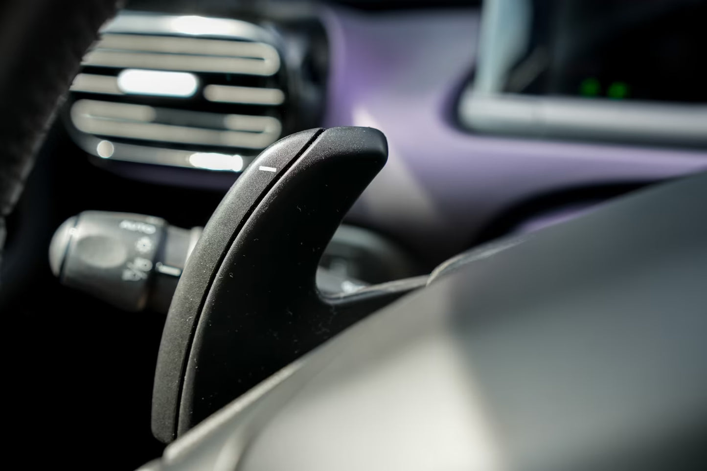 Citroën C4 Cactus Feel Automatique Noir Obsidien Berline Compacte