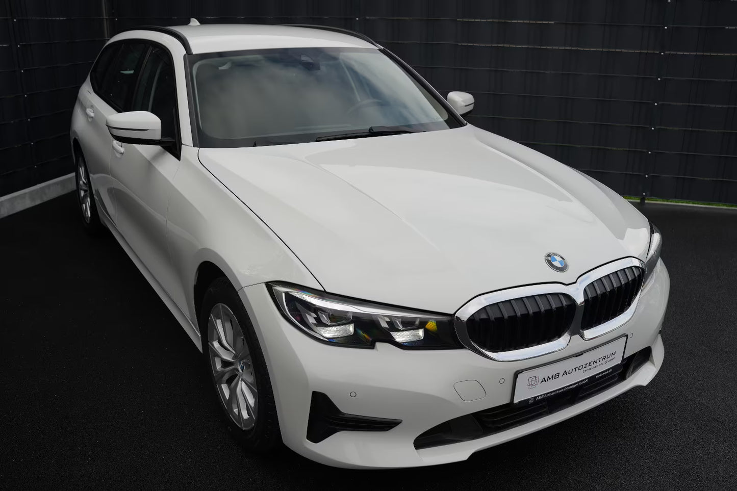 BMW 318 Touring Advantage 156 ch Automatique Blanc Alpin