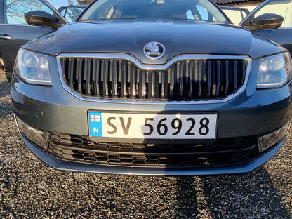 Skoda Octavia Combi 2014 Diesel 4x4 Boîte Manuelle Grise