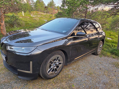 BMW iX xDrive40 SUV Électrique Luxueux 326ch Gris Sophisto