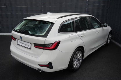 BMW 318 Touring Advantage 156 ch Automatique Blanc Alpin