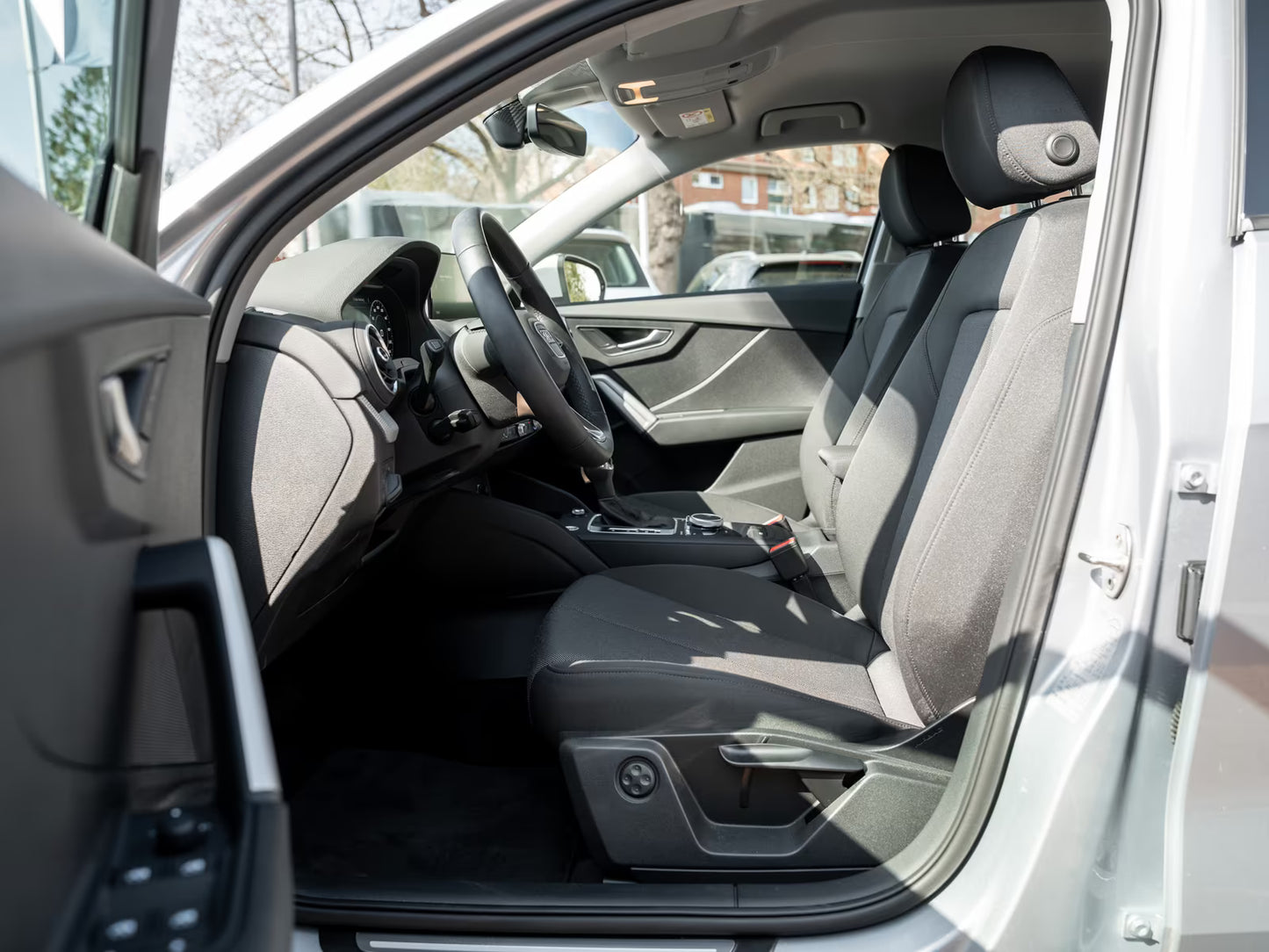 SUV Audi Q2 Advanced Automatique 150 ch Argent Métallisé