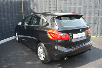 BMW 220d xDrive Active Tourer Advantage Noir Saphir Métallisé