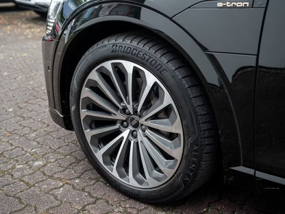 Audi e-tron SUV Électrique S Line Quattro Noir Métallisé Occasion