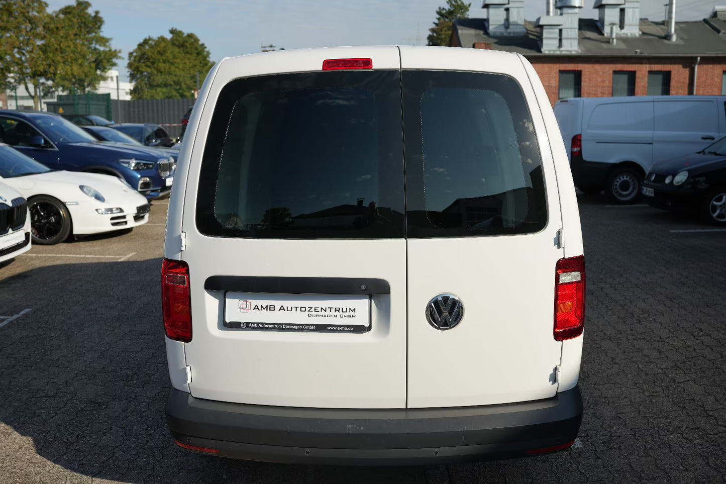 Volkswagen Caddy Maxi Diesel 102ch Van Utilitaire Blanc Occasion
