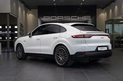 Porsche Cayenne Coupé Hybride Rechargeable 462 ch Blanc 2023