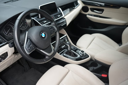 BMW 220d Gran Tourer Sport Line Automatique Noir Cuir Beige