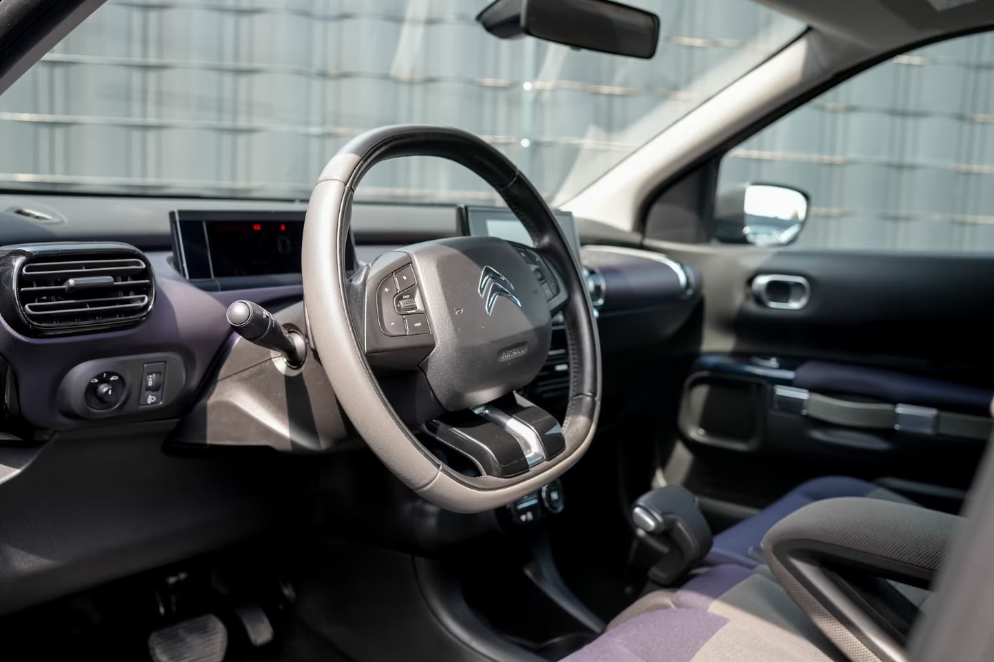 Citroën C4 Cactus Feel Automatique Noir Obsidien Berline Compacte