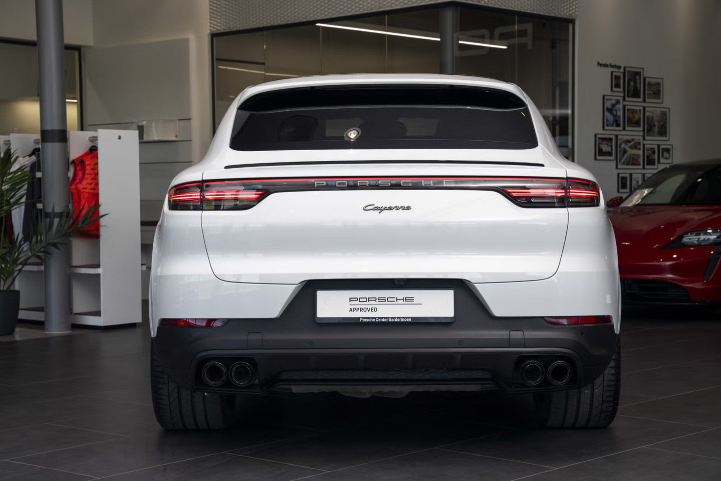 Porsche Cayenne Coupé Hybride Rechargeable 462 ch Blanc 2023