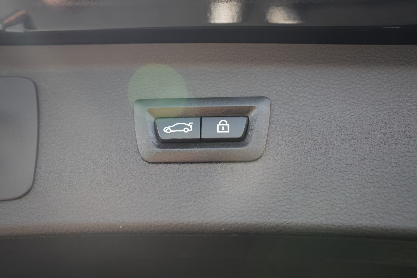 BMW 220d xDrive Active Tourer Advantage Noir Saphir Métallisé