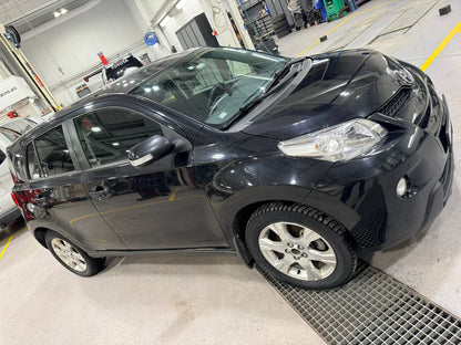 SUV Toyota Urban Cruiser 1.4 D-4D AWD Noir 2010