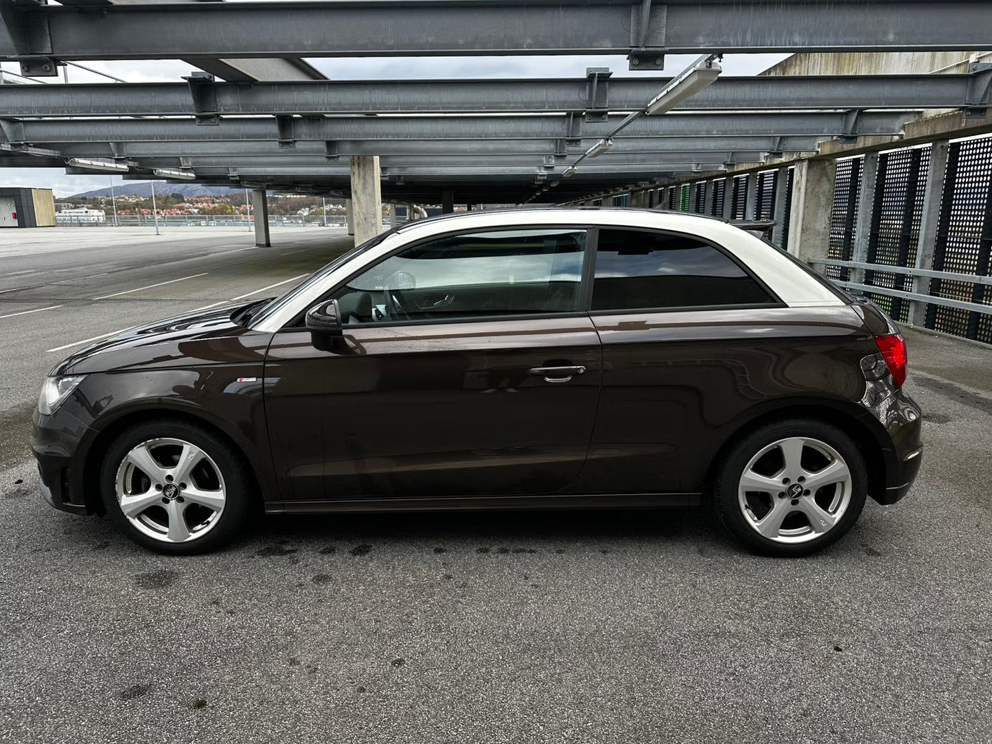 Audi A1 1.2 TFSI S Line 2011 Berline Occasion Marron